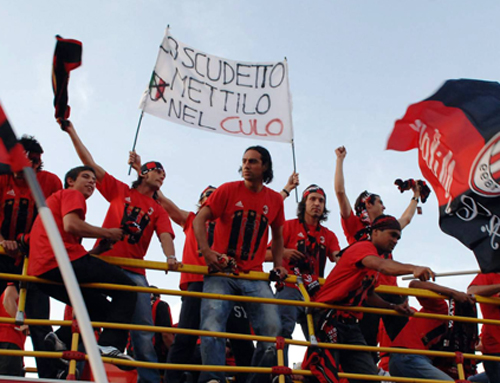 Striscione dei giocatori del Milan